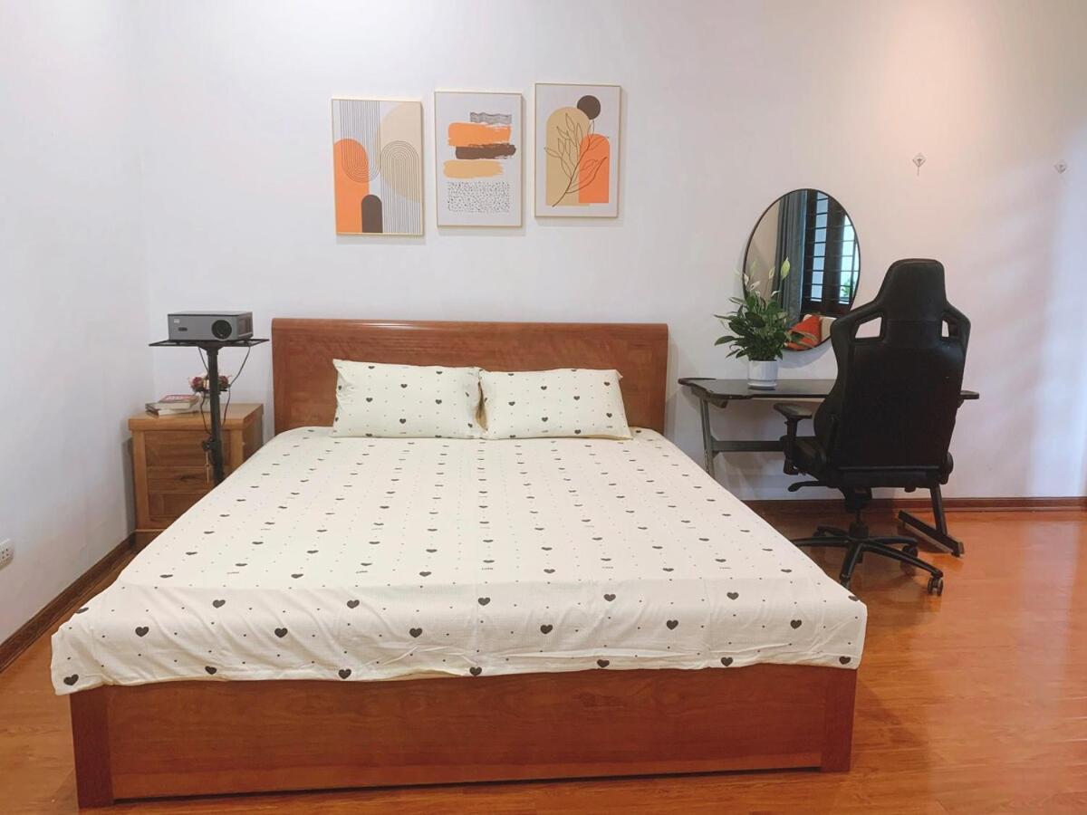 Entire House With 4 Rooms-1km To West Hà Nội