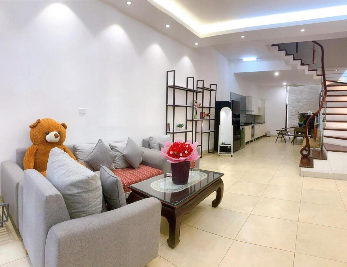 Entire House With 4 Rooms-1km To West Hà Nội