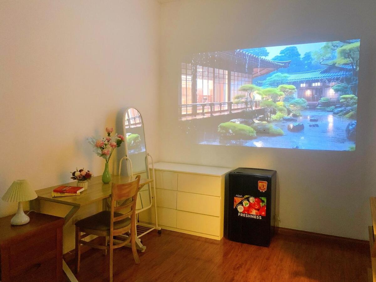 Căn hộ Entire House With 4 Rooms-1km To West Hà Nội