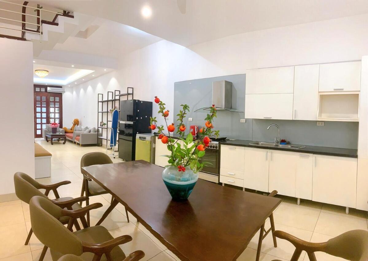 Entire House With 4 Rooms-1km To West * Hà Nội