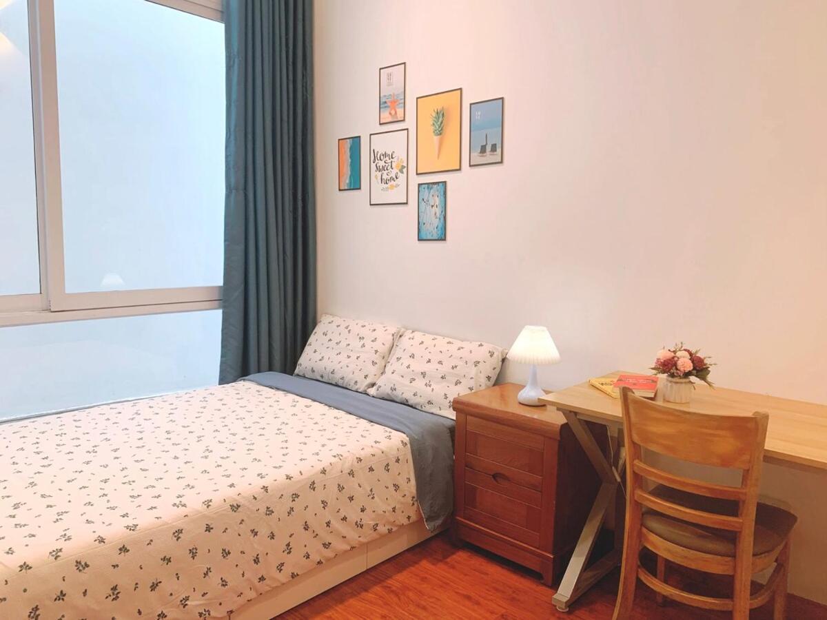 Entire House With 4 Rooms-1km To West Căn hộ Hà Nội