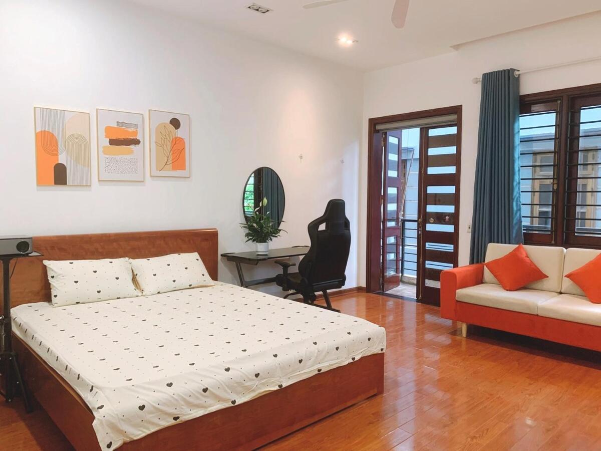 Entire House With 4 Rooms-1km To West *