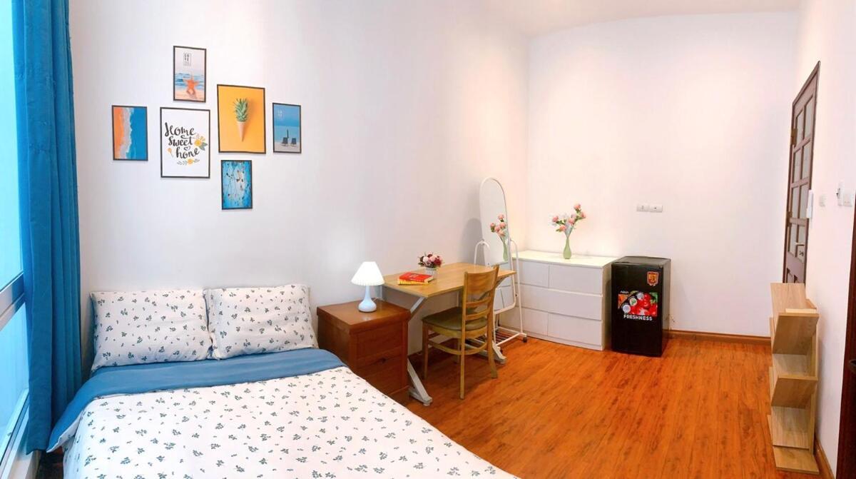 Entire House With 4 Rooms-1km To West *