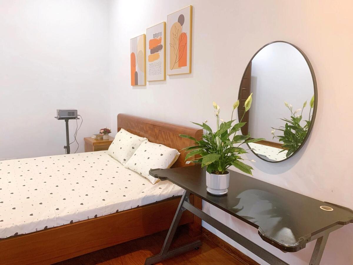 Entire House With 4 Rooms-1km To West Căn hộ