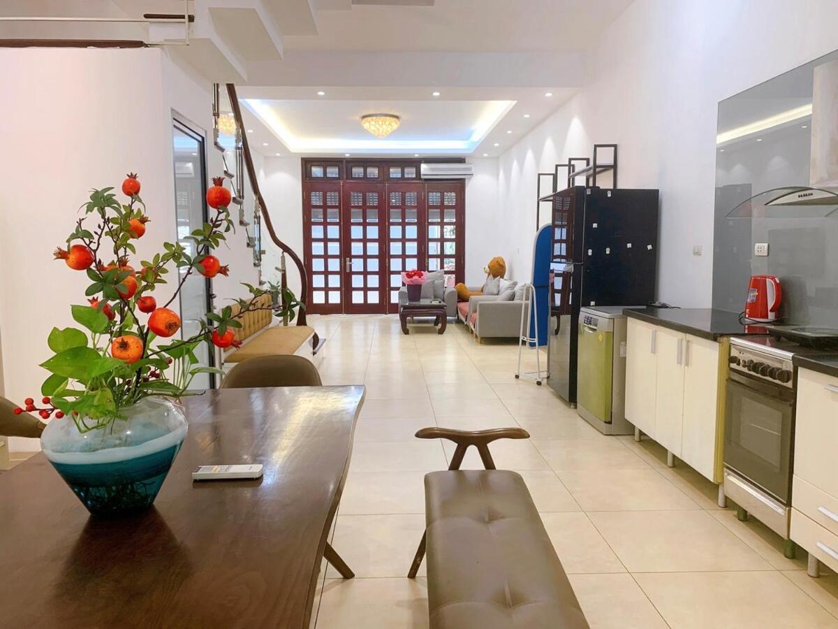 Entire House With 4 Rooms-1km To West Căn hộ *