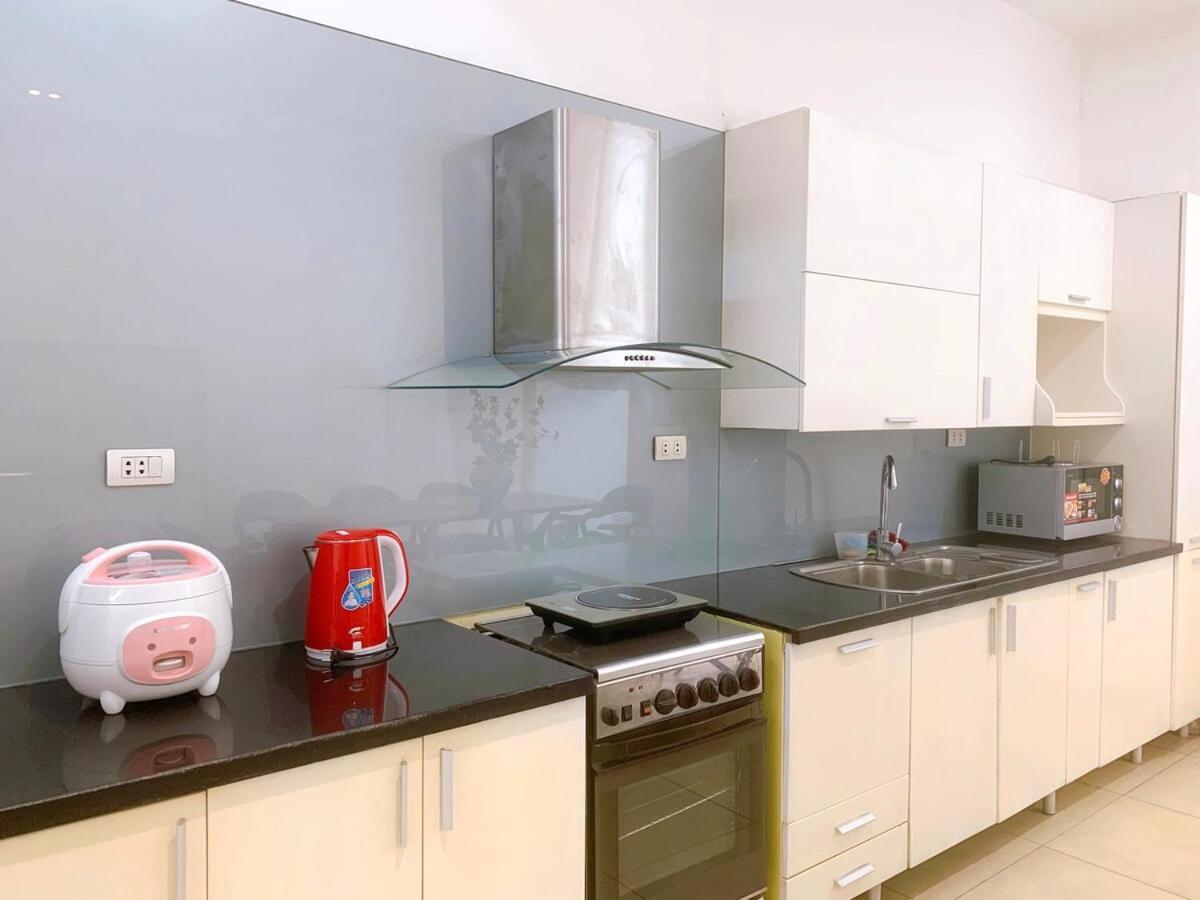 Căn hộ Entire House With 4 Rooms-1km To West *