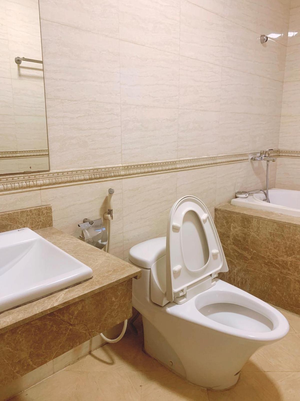 Entire House With 4 Rooms-1km To West Hanoi